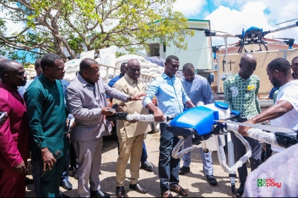 Ministry of Food and Agriculture Distributes Fertilisers and Drones to support Farmers Nationwide